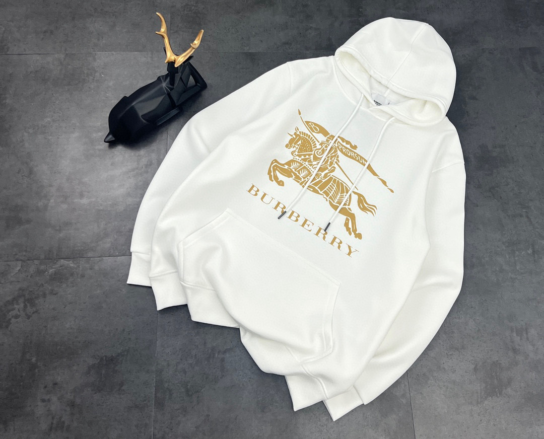 バーバリー「Burberry」エクイストリアン キルティッド パーカ