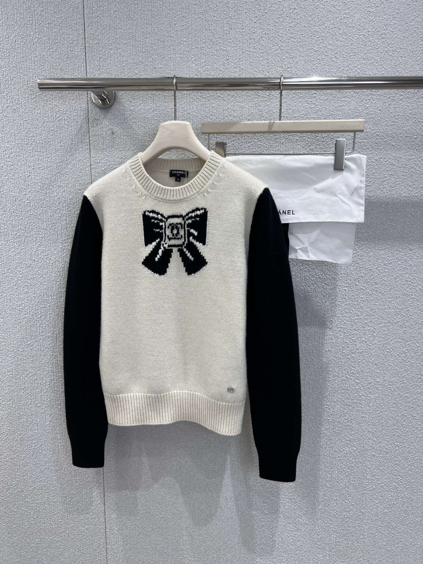 シャネル「Chanel」ダブルC リボン ニット セーター