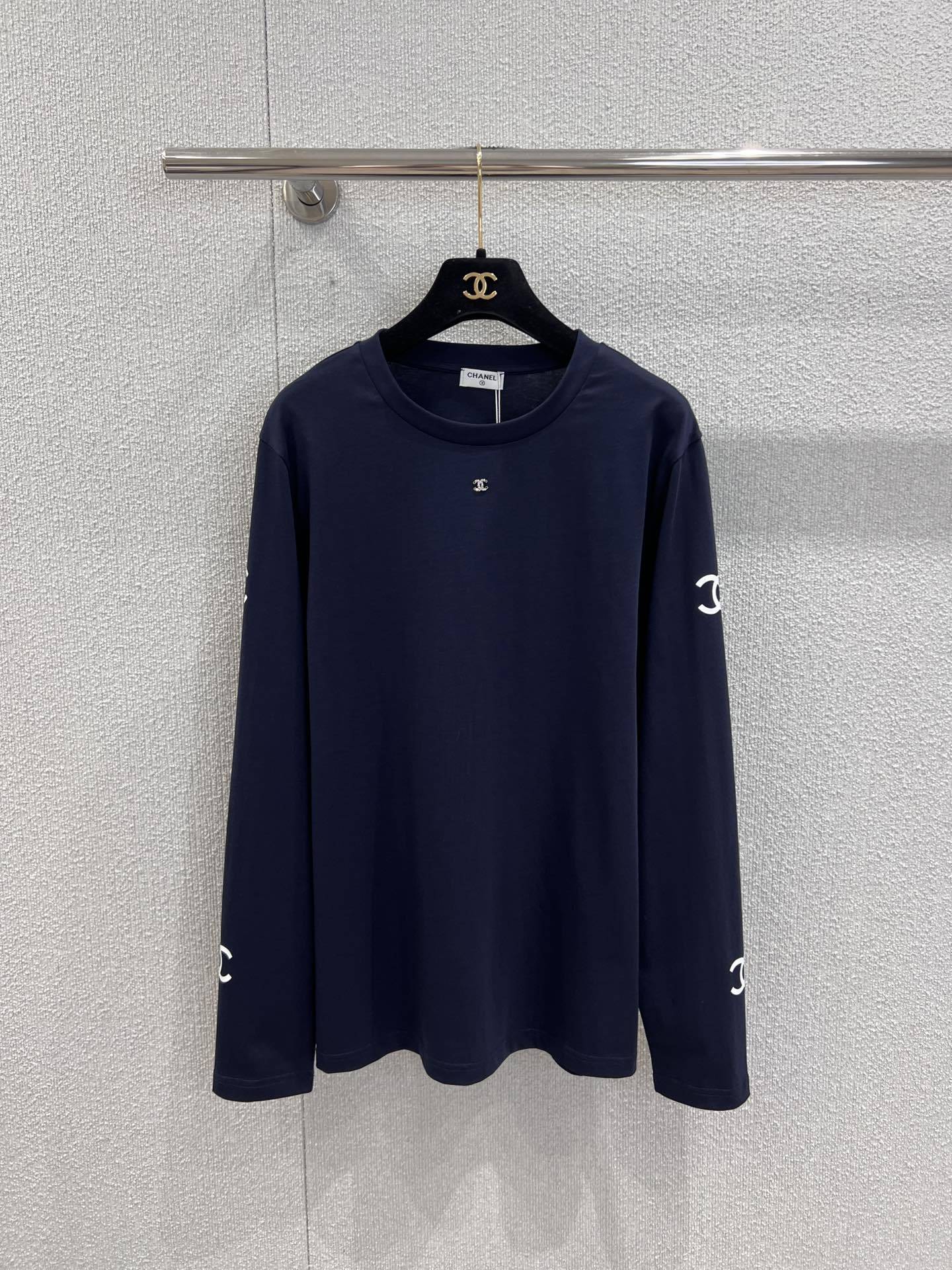 シャネル「Chanel」メタリック ダブルC ロングスリーブ Tシャツ