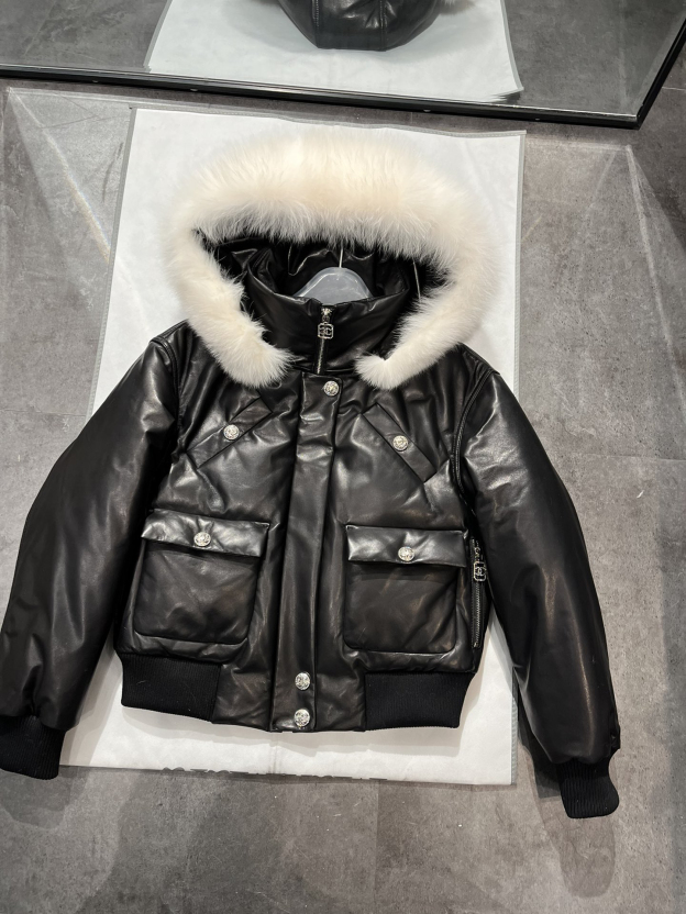 シャネル「Chanel」Coco Neige スキー ダウンジャケット