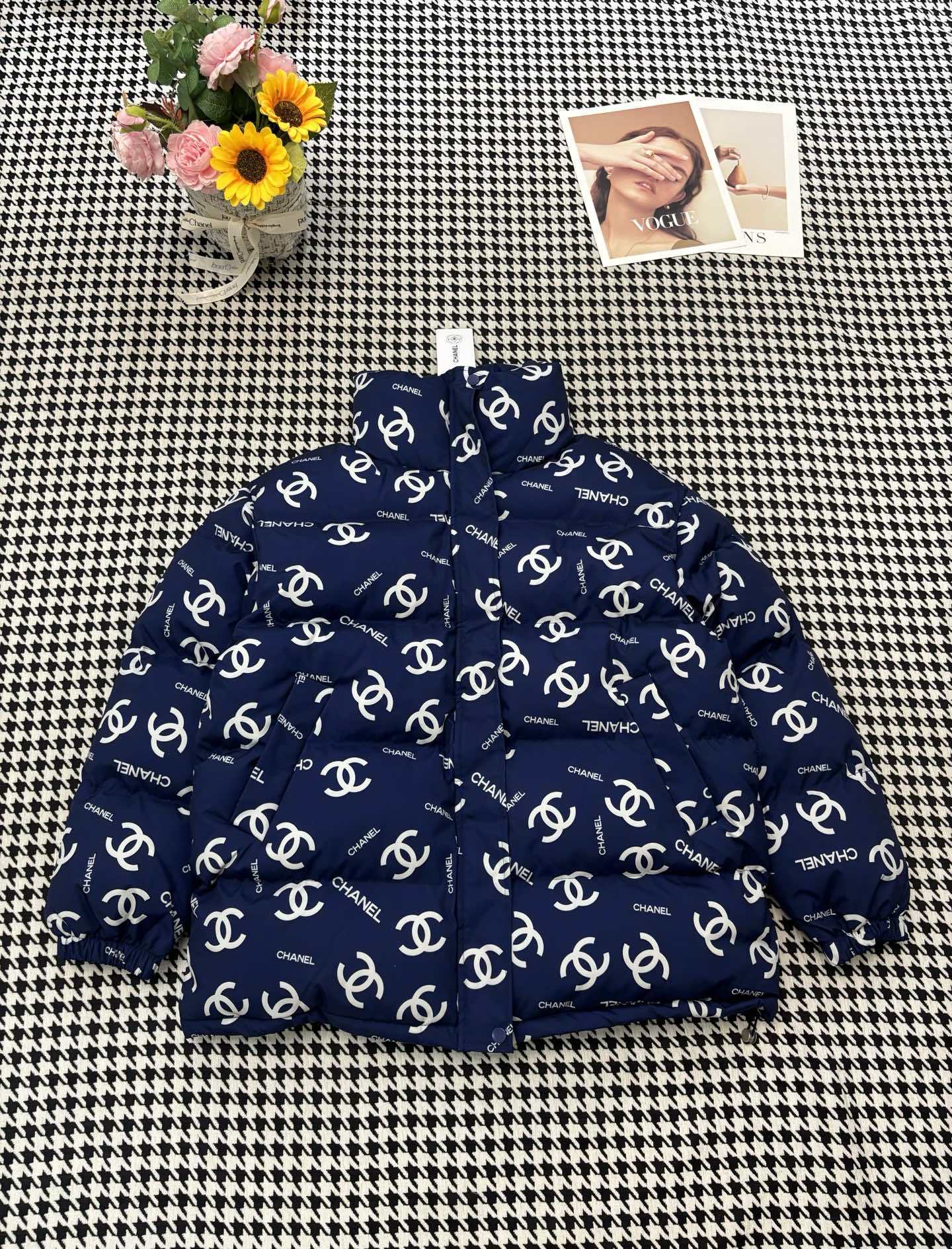 シャネル「Chanel」モノグラム スタンドカラー キルトド コート