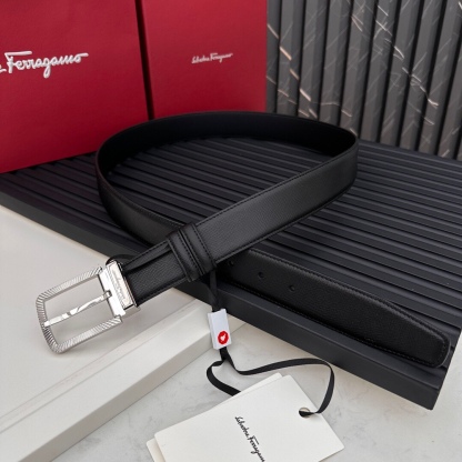 フェラガモ「Ferragamo」リバーシブルベルト