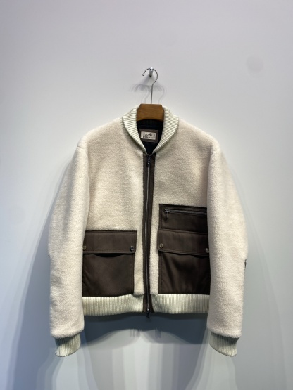 エルメス「Hermès」オートン/ウィンター ラムスウェード フード付きジャケット