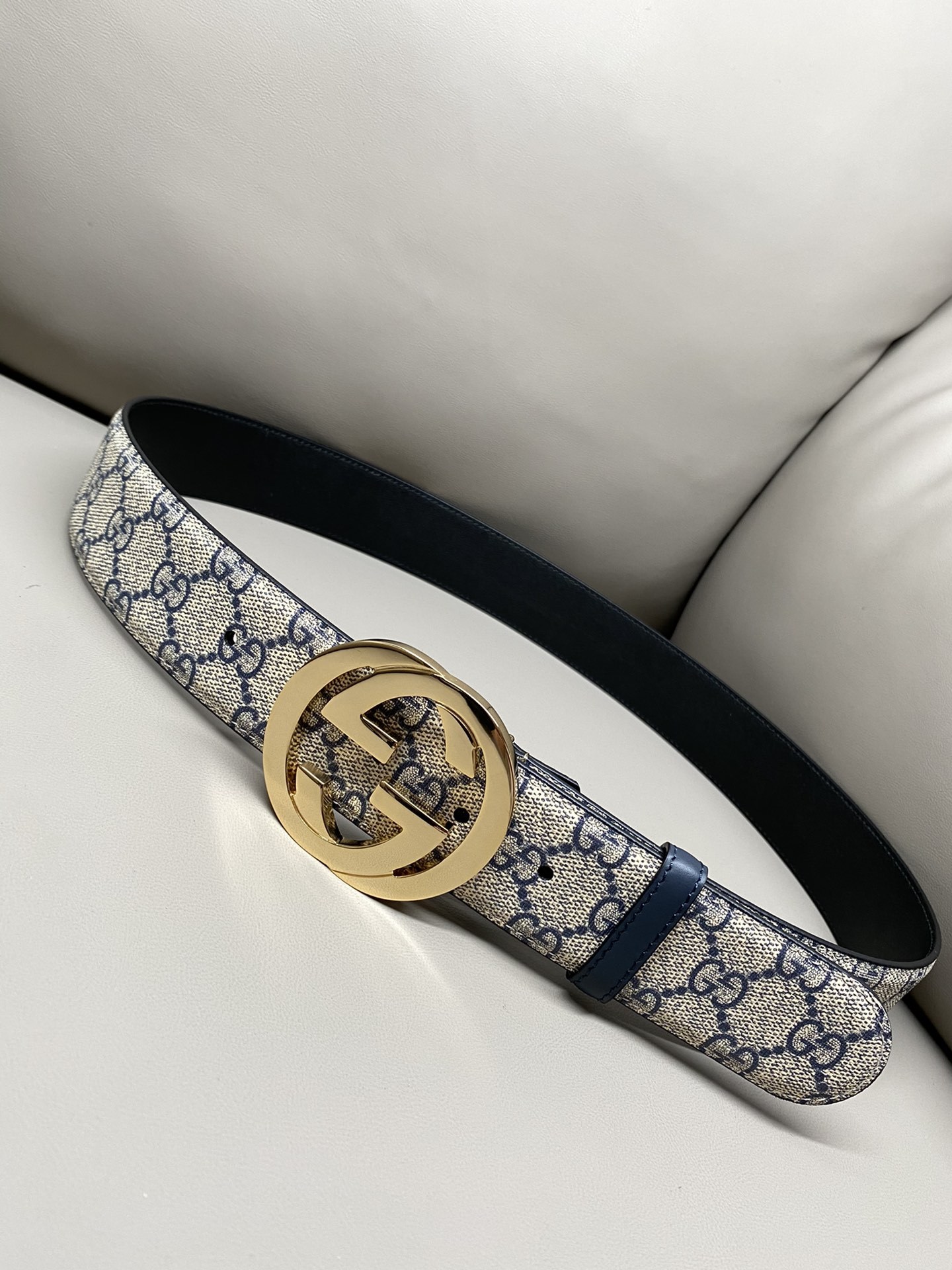 グッチ「Gucci」インターロッキングG バックル付き ワイドベルト