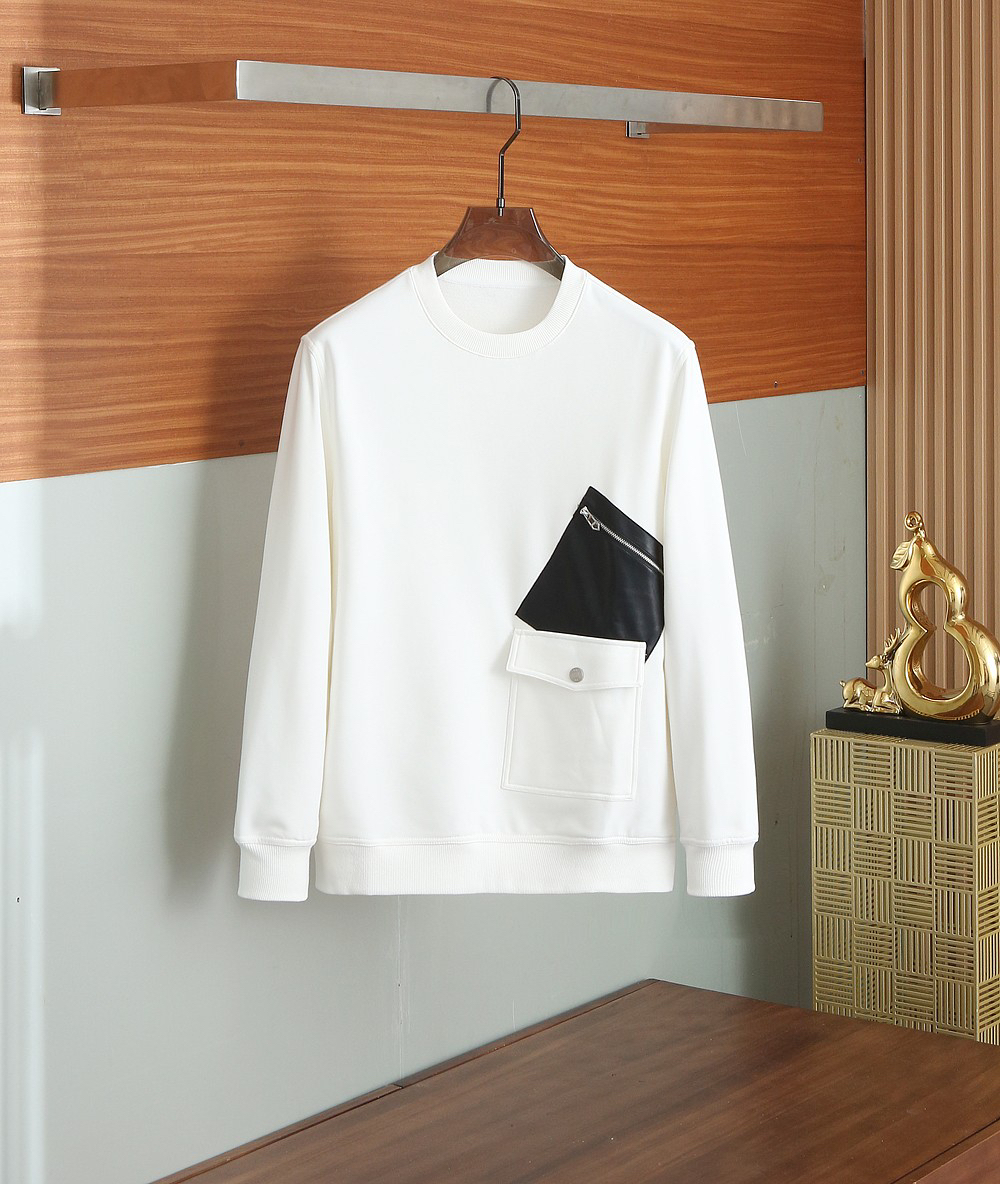 エルメス「Hermès」レザーポケット クルーネック スウェットシャツ