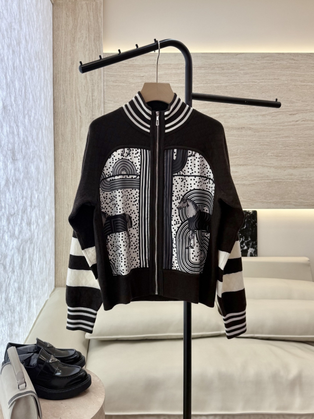 エルメス「Hermès」ウール カーディガン