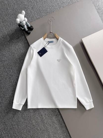 プラダ「Prada」ハイデンシティ モダール スウェットシャツ