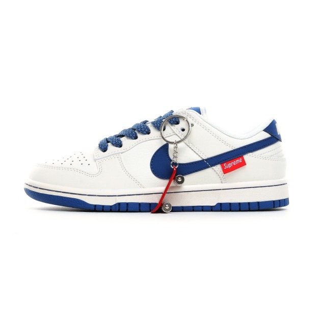 「コラボモデル」Supreme x Nike SB Dunk Low 【スニーカー】