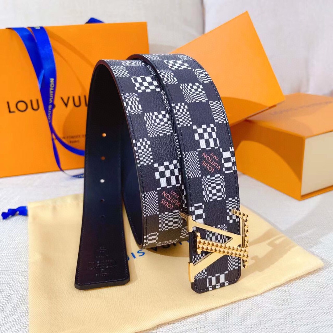 ルイ・ヴィトン「Louis Vuitton」ベルト･LV イニシャル 40MM