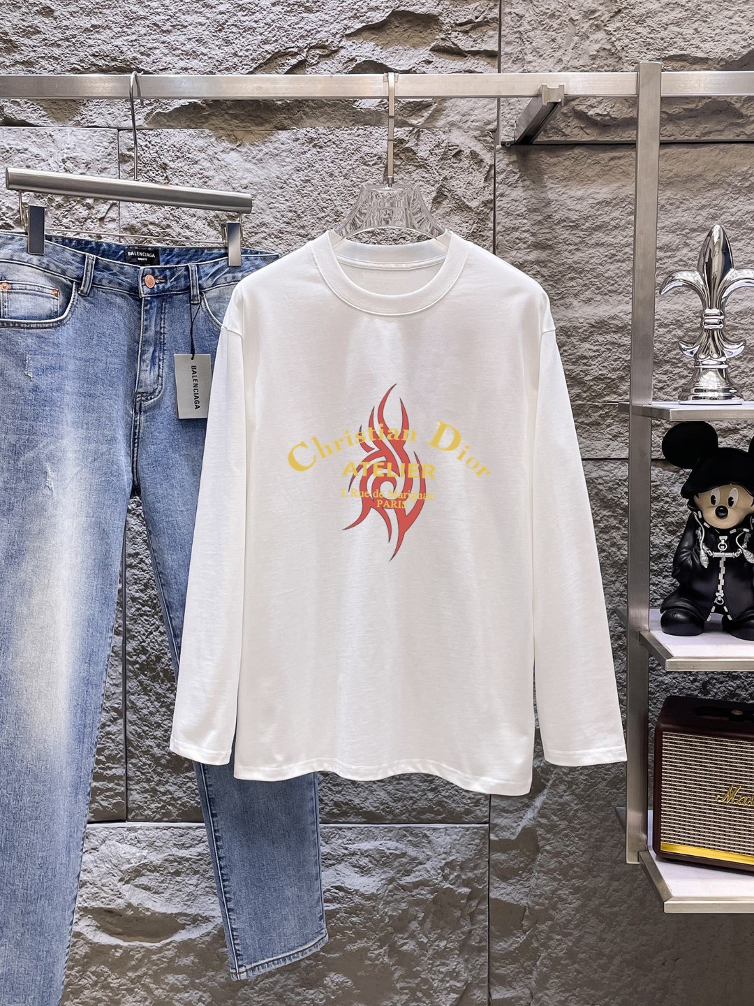 ディオール「Dior」エッセンシャル ロゴ スウェットシャツ