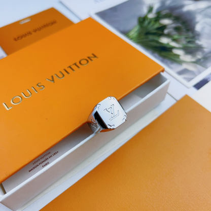 ルイ・ヴィトン「Louis Vuitton」Rope リング