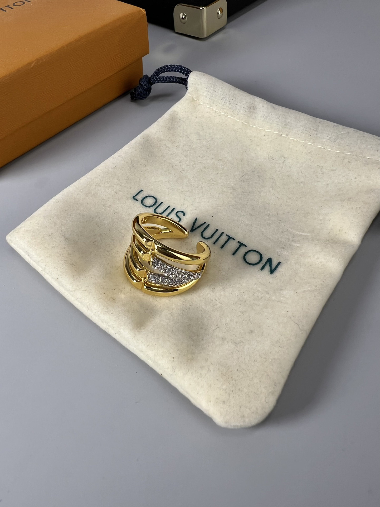 ルイ・ヴィトン「Louis Vuitton」Volt リング