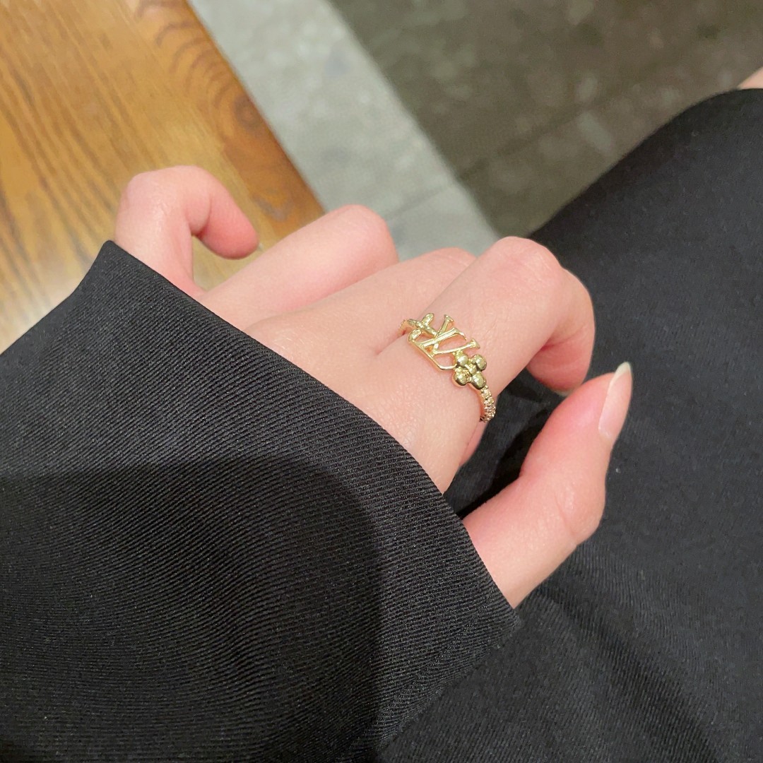 ルイ・ヴィトン「Louis Vuitton」 Le Damier de Louis Vuitton 18K ゴールド ダイヤモンド ミディアム リング