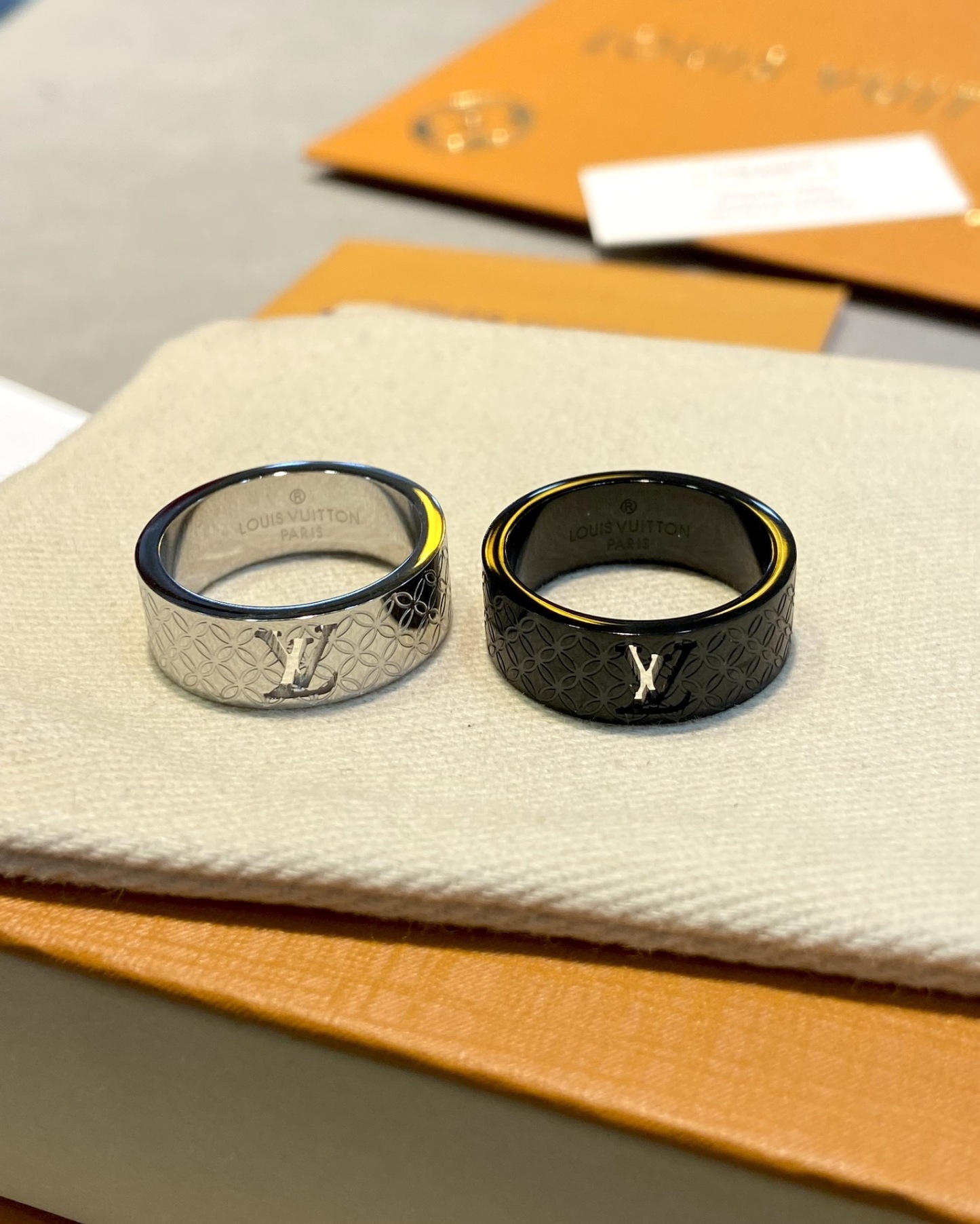 ルイ・ヴィトン「Louis Vuitton」Blossom 大型鏤空リング