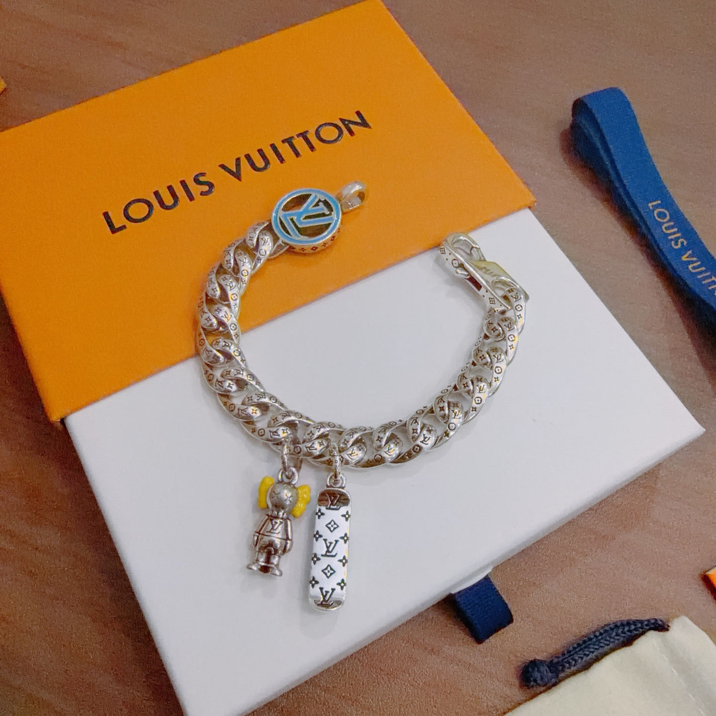 ルイ・ヴィトン「Louis Vuitton」ヴィンテージシルバースタイル ブレスレット