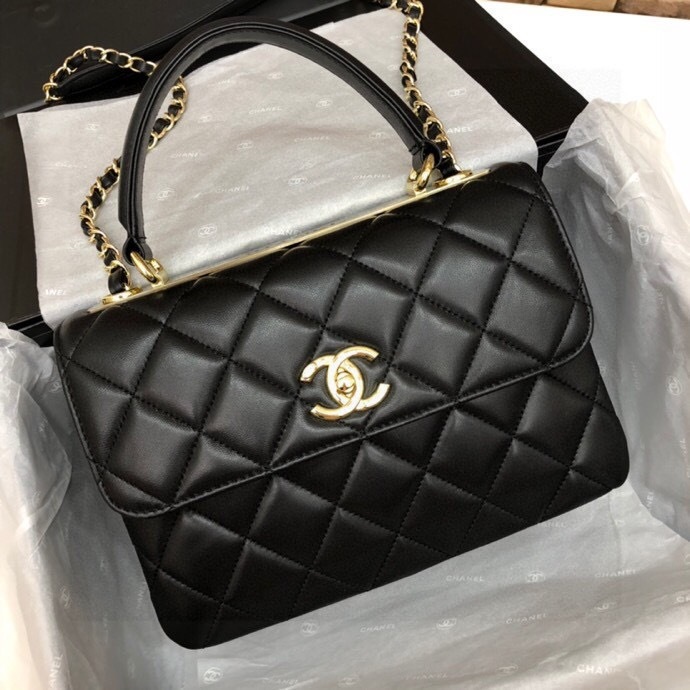 シャネル「Chanel」トップハンドル フラップ バッグ