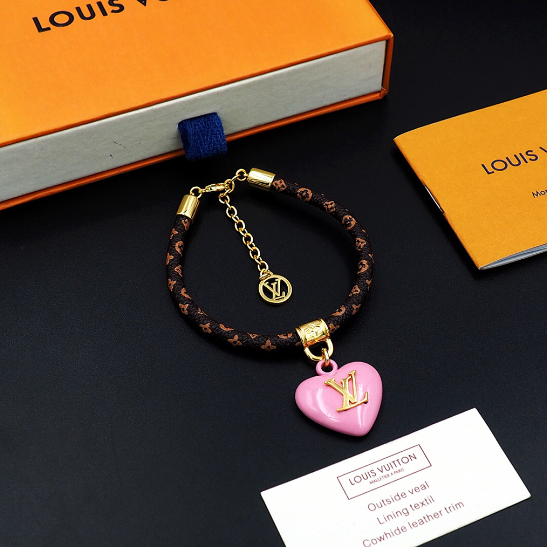 ルイ・ヴィトン「Louis Vuitton」Iconic Heart ブレスレット