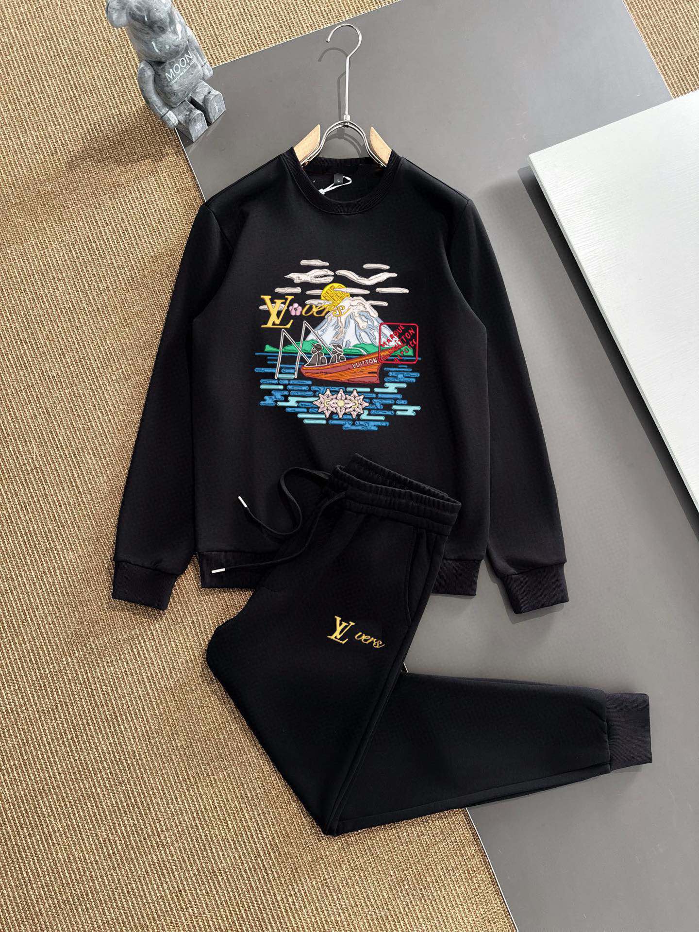 ルイ・ヴィトン「Louis Vuitton」2025 秋冬コレクション トレーナーセットアップ 