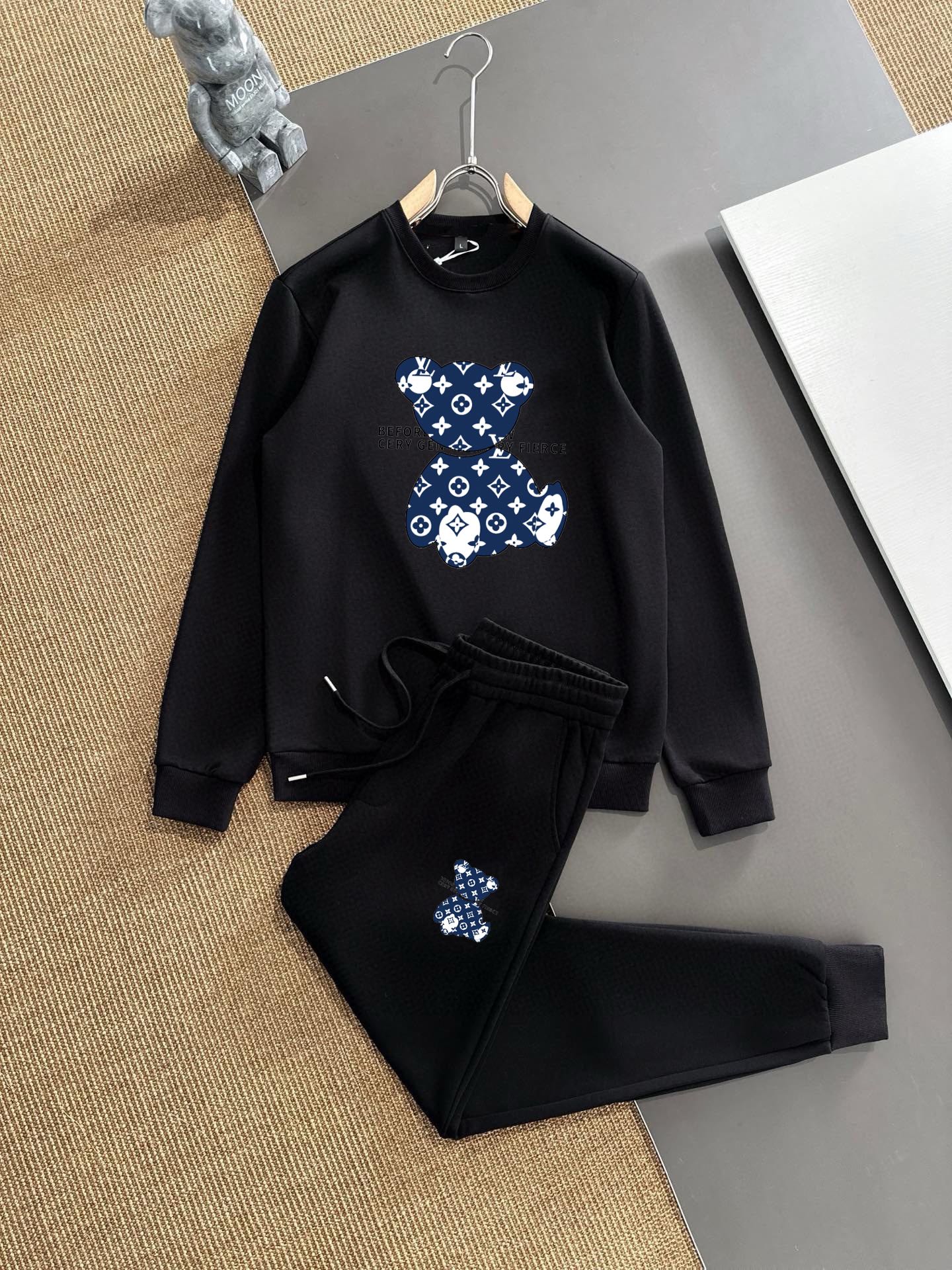 ルイ・ヴィトン「Louis Vuitton」2025秋冬 メンズ スポーツウェア セットアップ