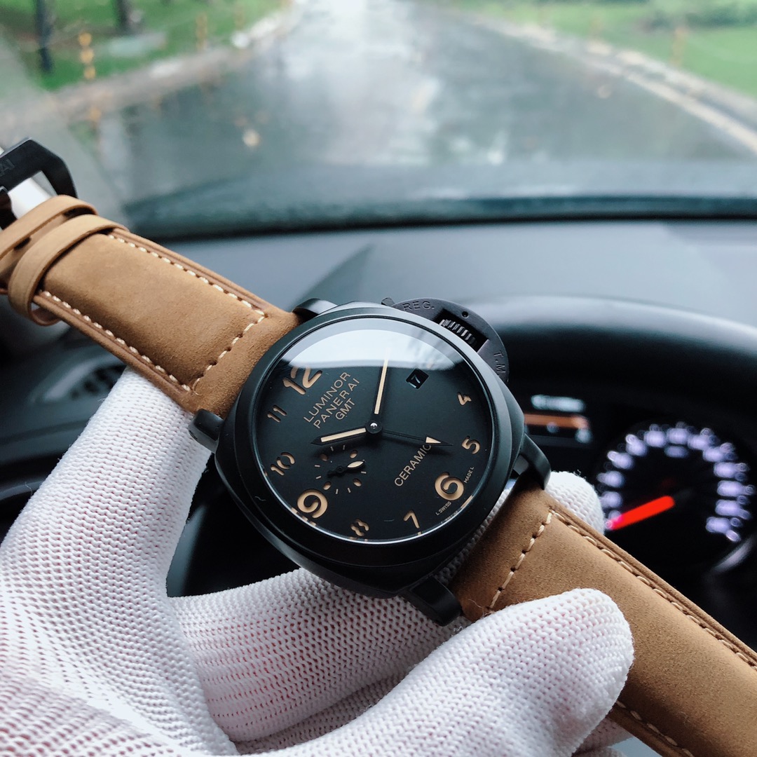 パネライ「Panerai」ルミノール マリーナ 1950 3デイズ GMT オートマティック 44mm