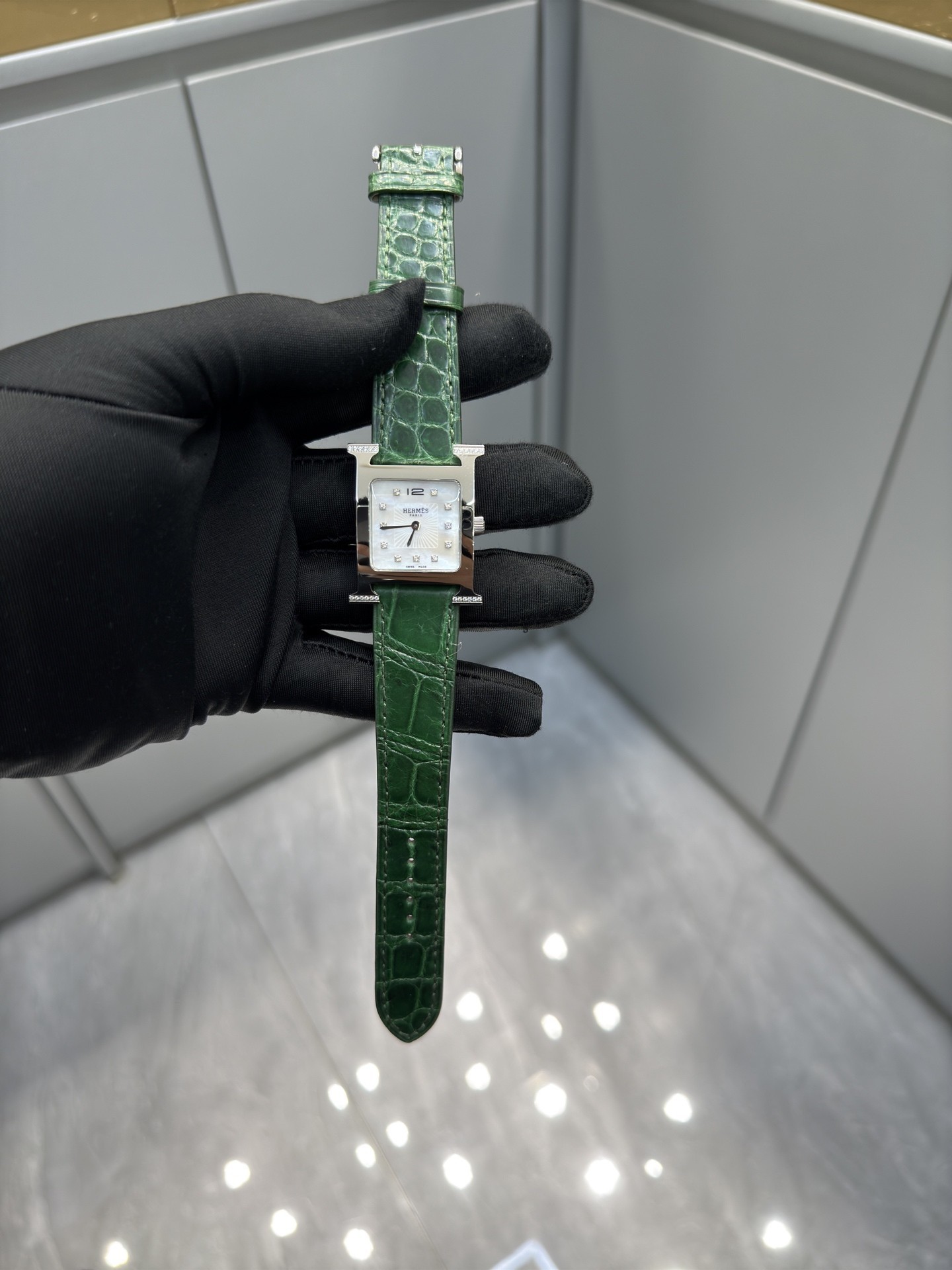 エルメス「Hermès」ウールH腕表 小さいサイズ 25mm