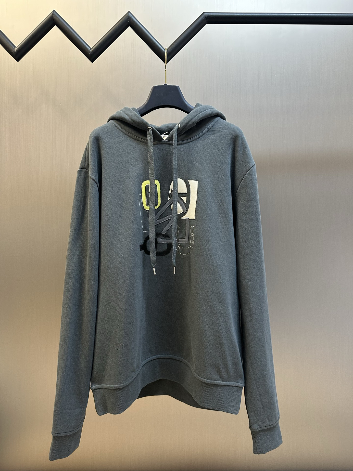 エルメス「Hermès」パリ アプリケレザーパーカ フーデッドスウェットシャツ