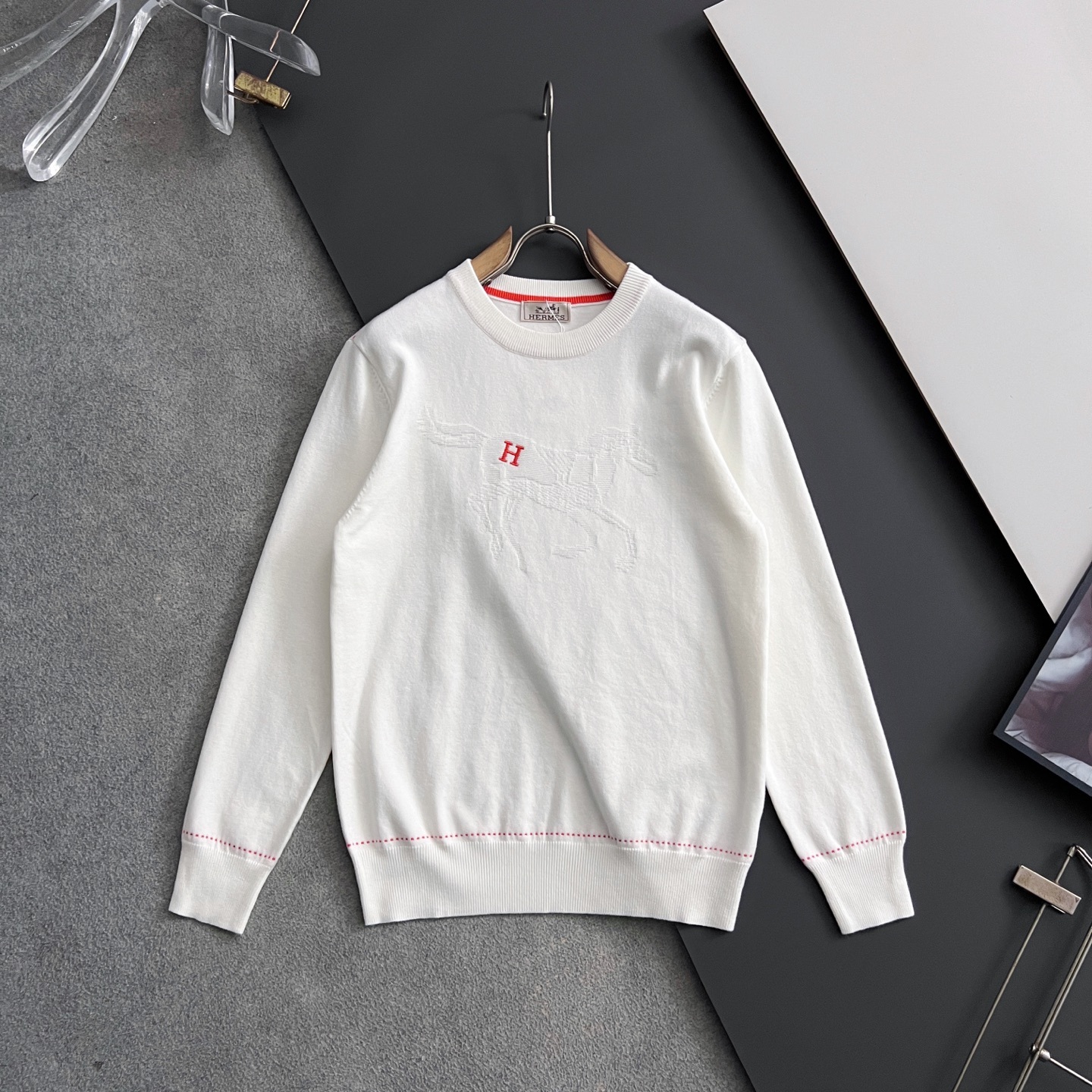 エルメス「Hermès」Hリフト プルオーバー ニット