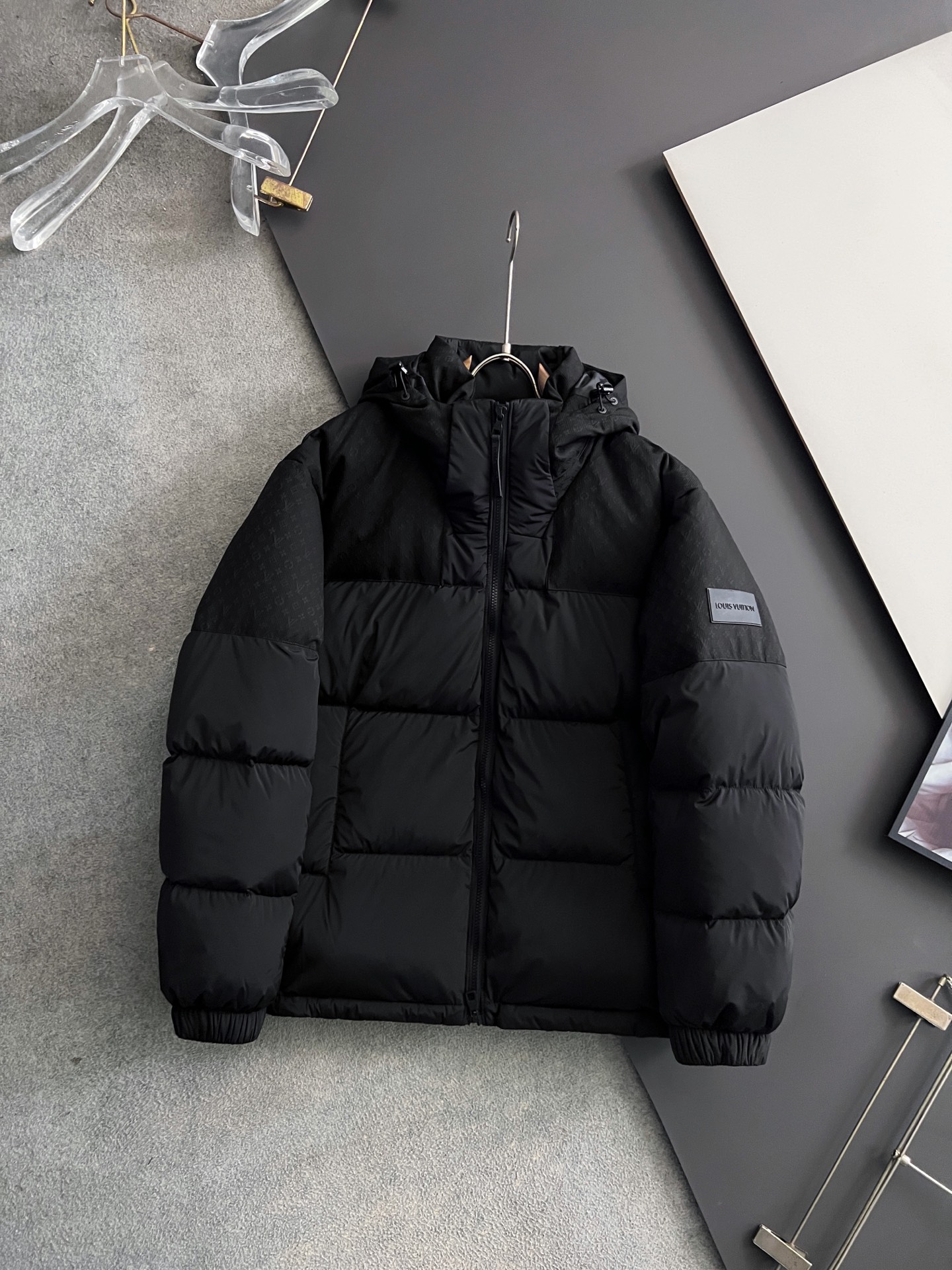 エルメス「Hermès」ダウンジャケット