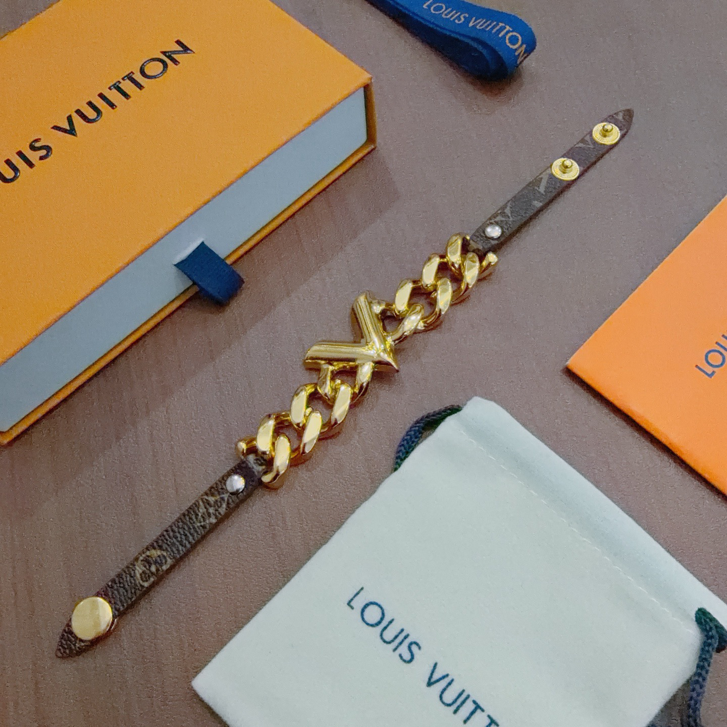 ルイ・ヴィトン「Louis Vuitton」モノグラムキャンバス メタル ブラスレット