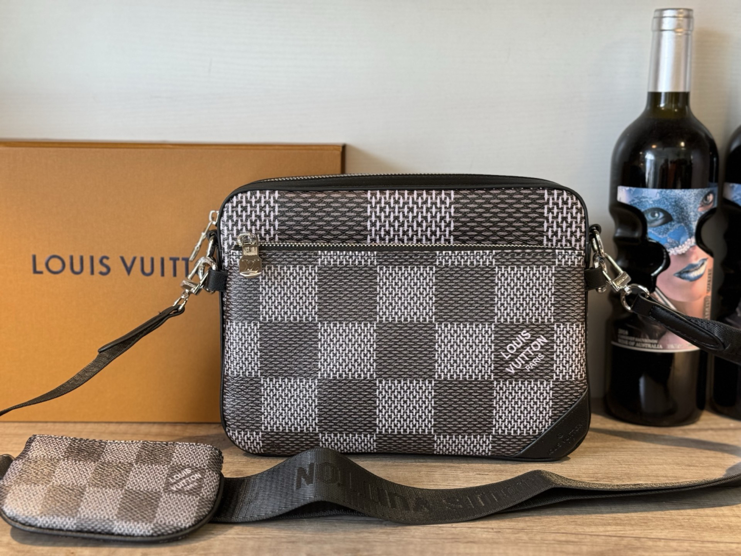 ルイ・ヴィトン「Louis Vuitton」Monogram Eclipse Trio メッセンジャーバッグ