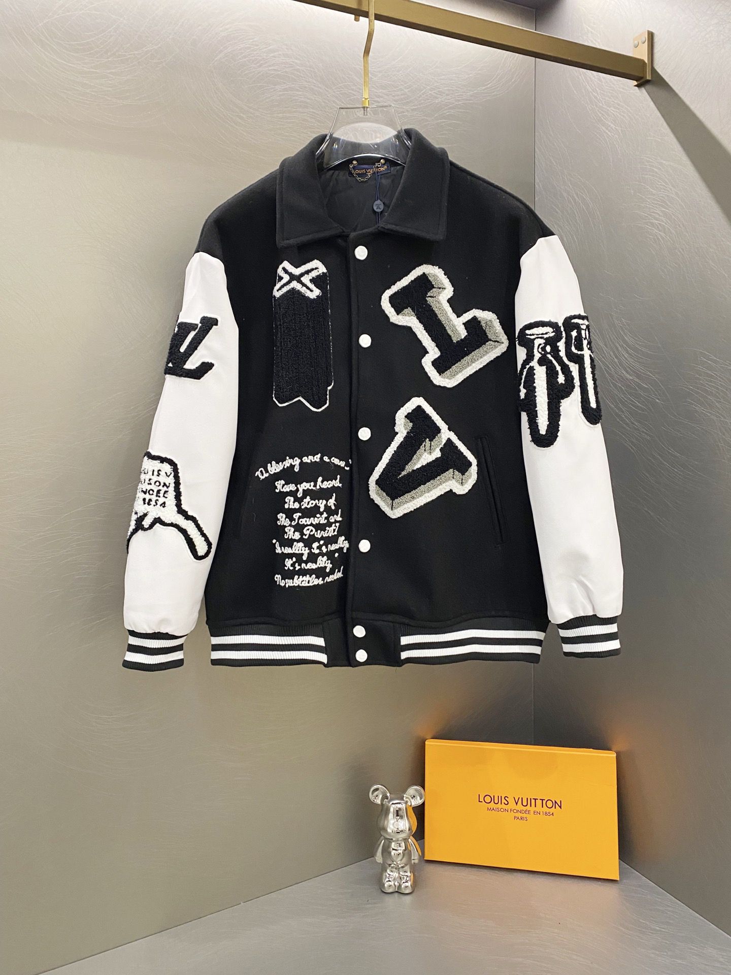 ルイ・ヴィトン「Louis Vuitton」エンブロイダリー ベースボールジャケット