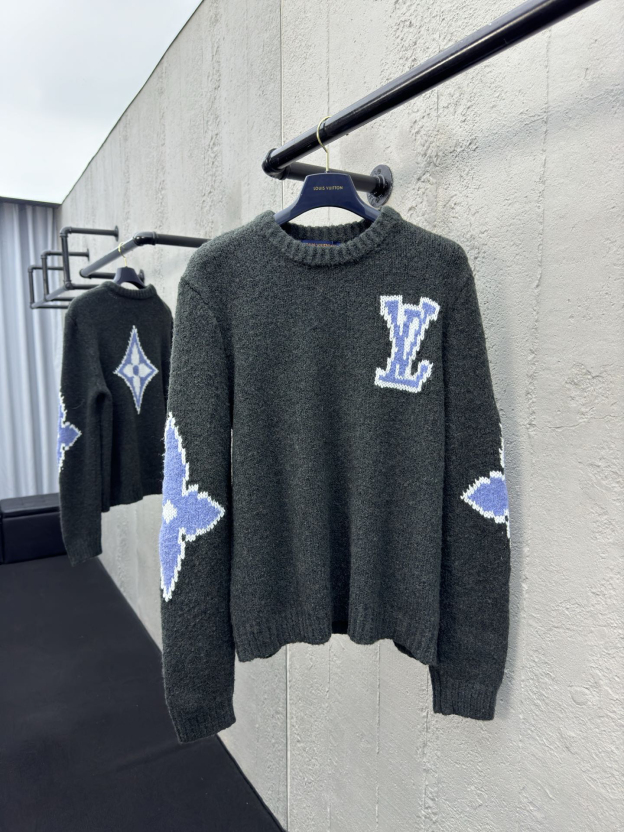 ルイ・ヴィトン「Louis Vuitton」クローバーモチーフ ニットセーター
