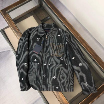 ルイ・ヴィトン「Louis Vuitton」2025 秋冬 バレー ジャケット スタジャン