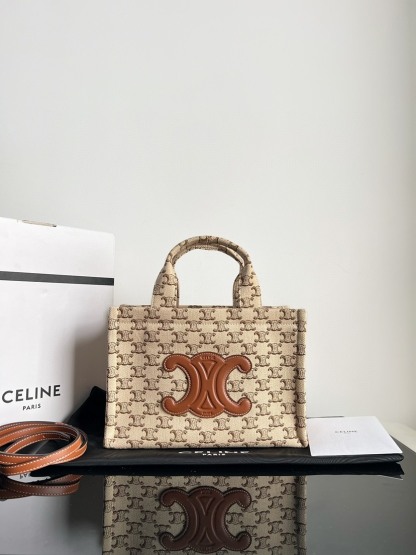 セリーヌ(Celine)スモール カバ タイス / トリオンフキャンバスプリント入りテキスタイル＆カーフスキン