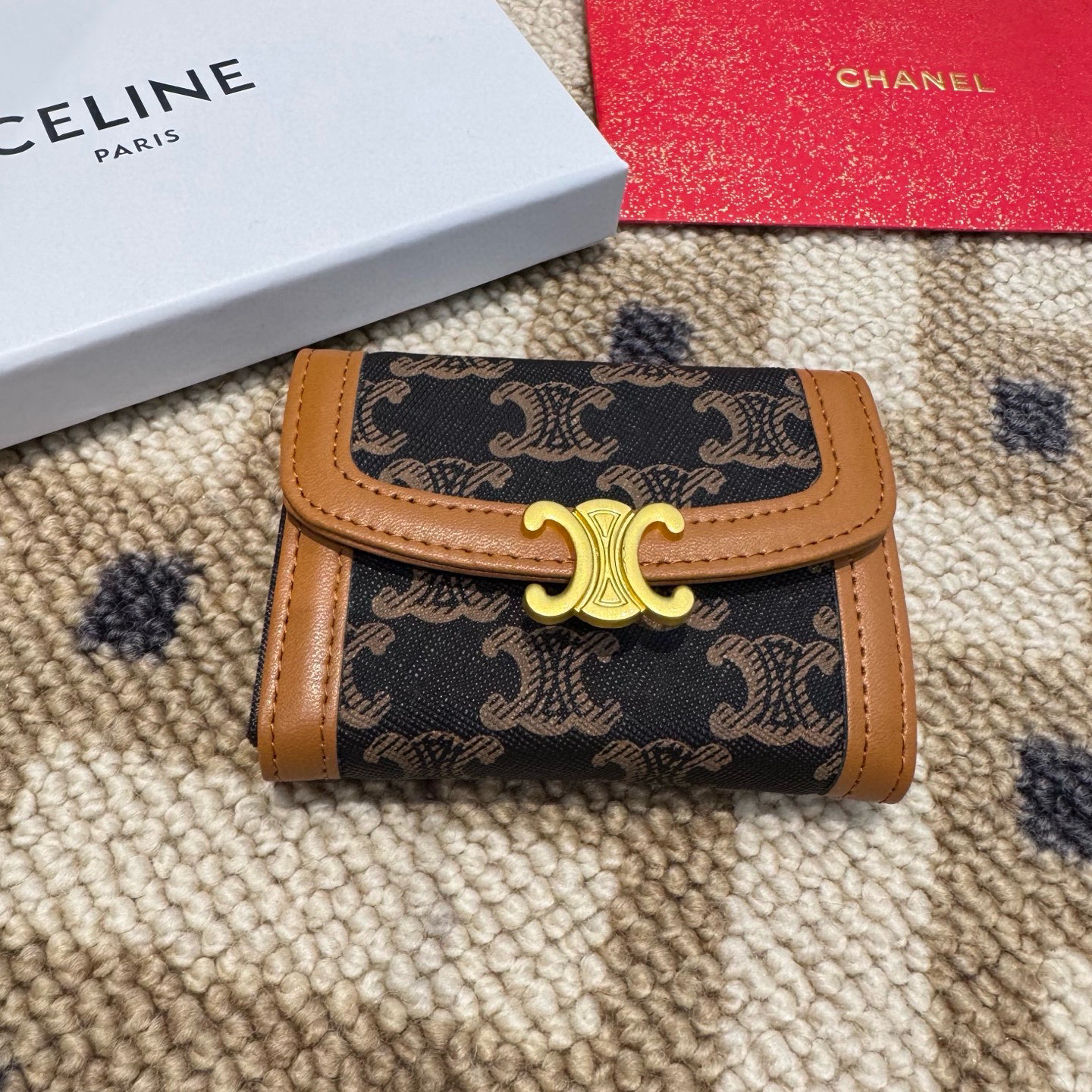 セリーヌ「Celine」エンベロップ チェーンウォレット 長財布