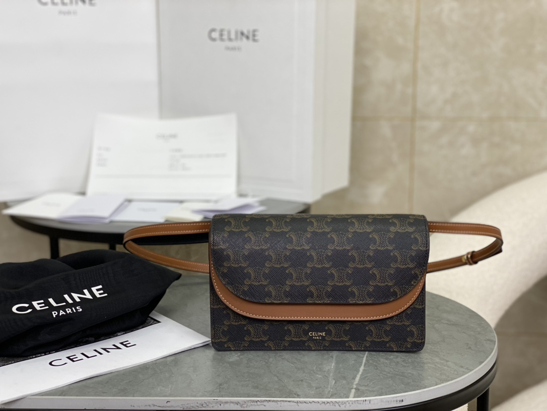 セリーヌ「Celine」New Luggage スモール ショルダーバッグ