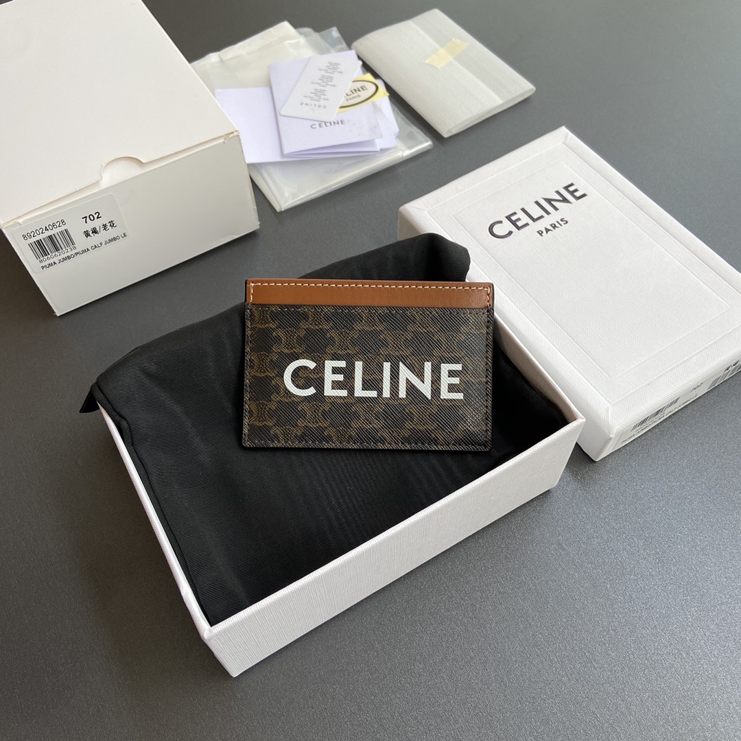 セリーヌ「Celine」TRIOMPHE モノグラム プリント カードケース