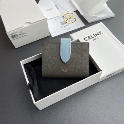 セリーヌ「Celine」プチ ツートン グラン シャン リザード プレート付き ウォレット