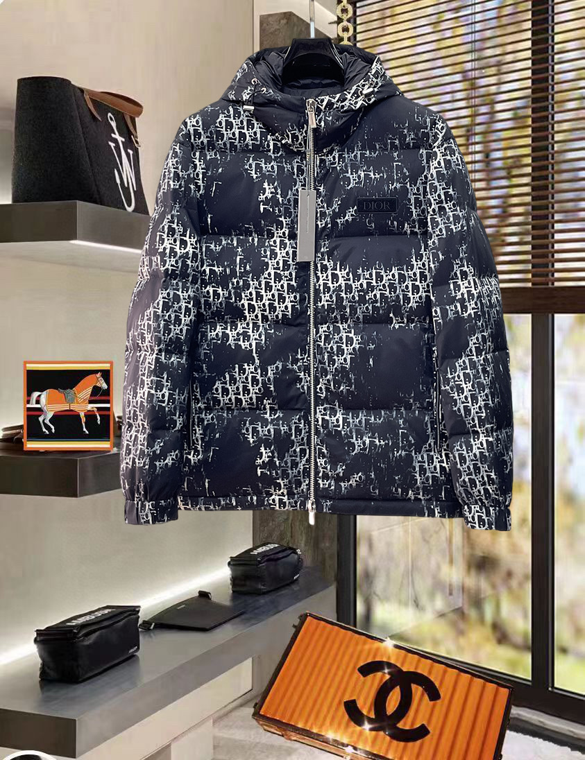 ディオール「Dior」ダウンジャケット