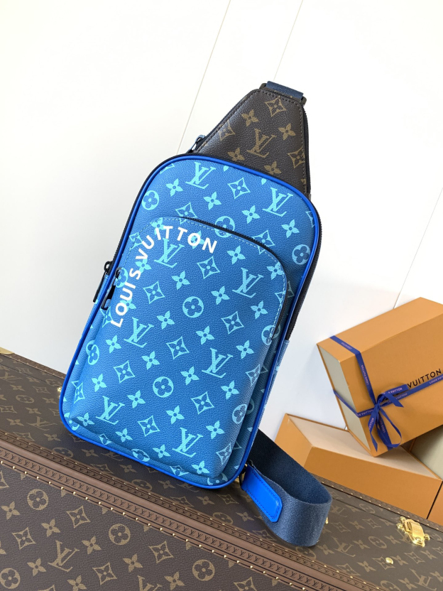 ルイ・ヴィトン「Louis Vuitton」Avenue ショルダーバッグ＆クロスボディバッグ