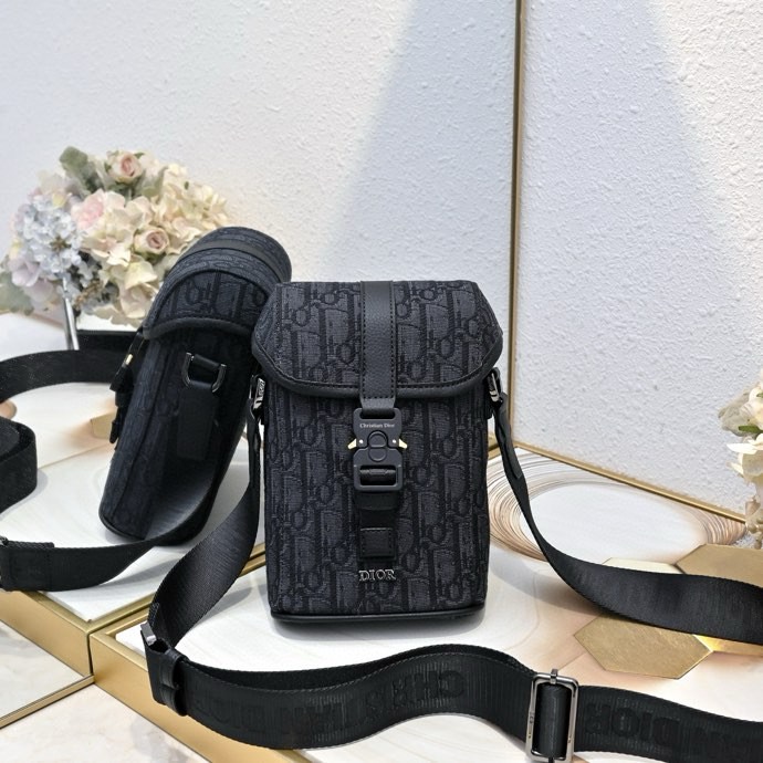 ディオール「Dior」Hit The Road メッセンジャーバッグ コンパクトトート