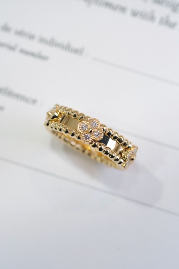 ヴァン クリーフ＆アーペル「Van Cleef & Arpels」vca万華鏡狭版フルドリルリング