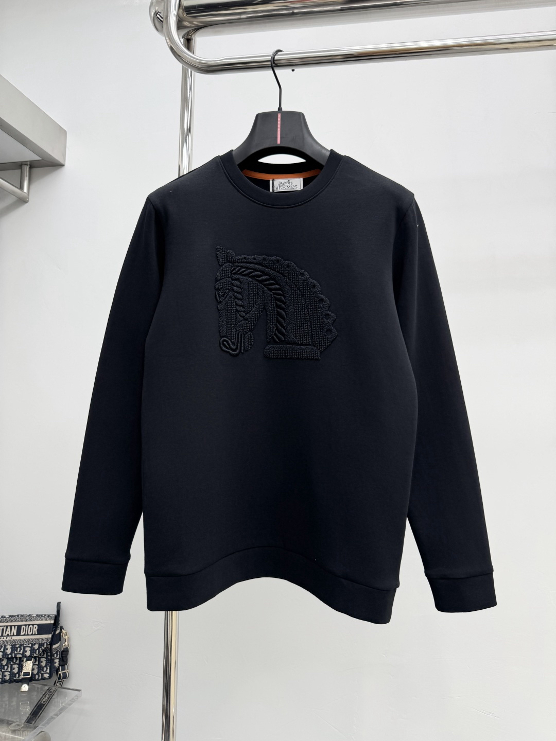 エルメス「Hermès」立体刺繍ロゴ 長袖スウェット