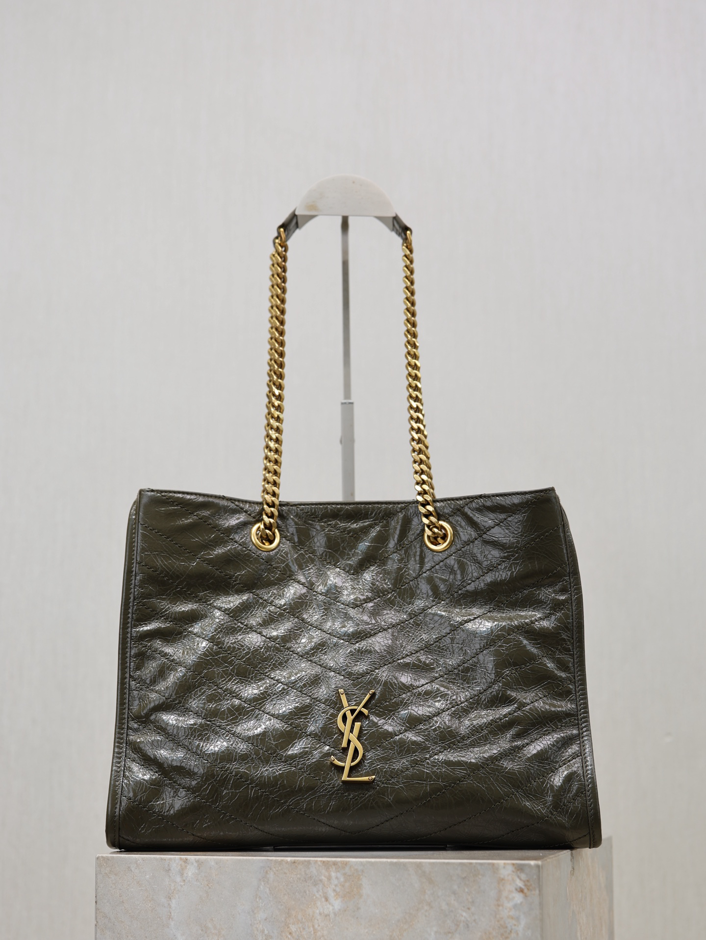 2026サンローラン「SAINT LAURENT NIKI ショッピングバッグ（ミディアム）