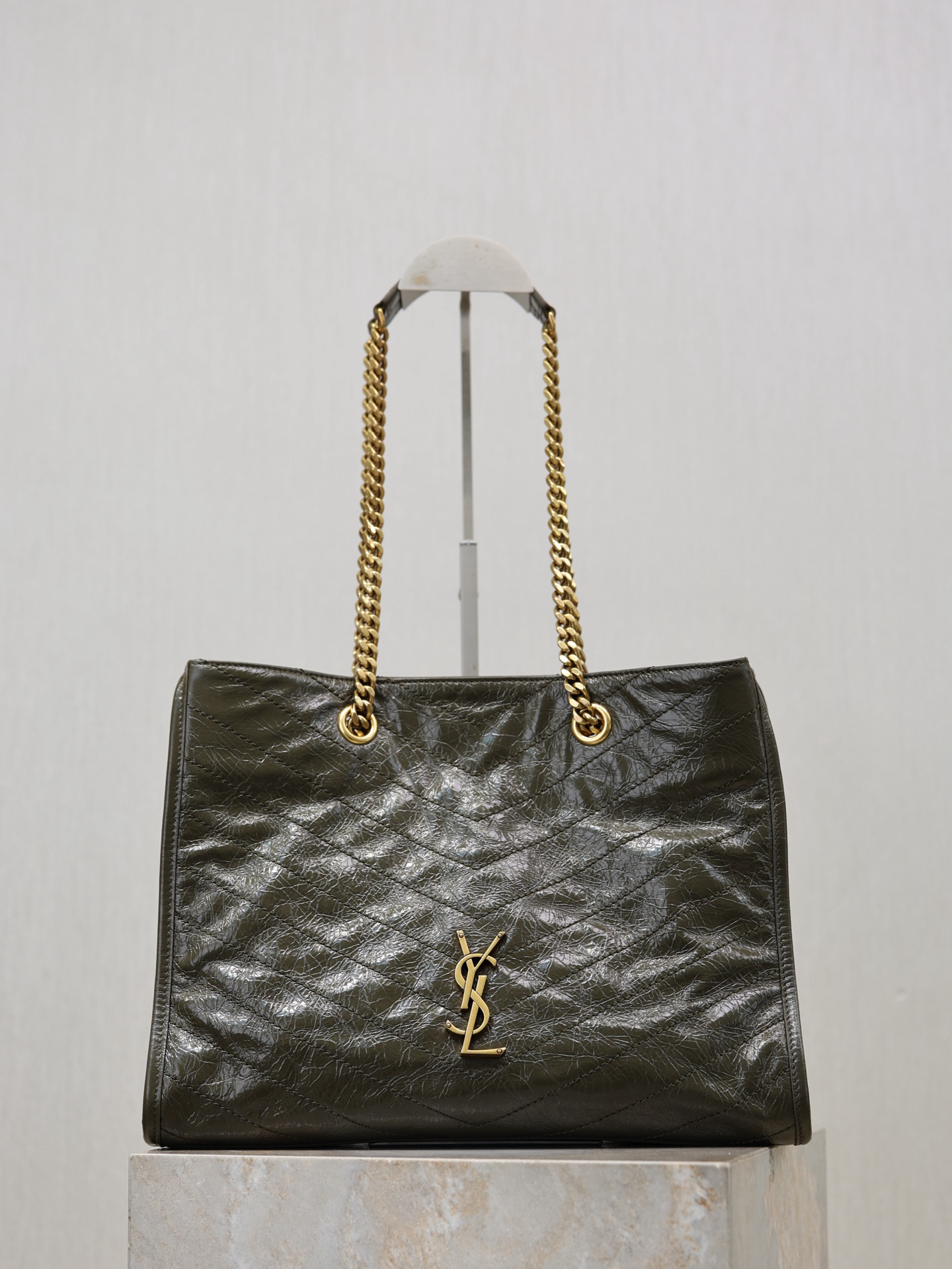 2026サンローラン「SAINT LAURENT NIKI ショッピングバッグ（ミディアム）