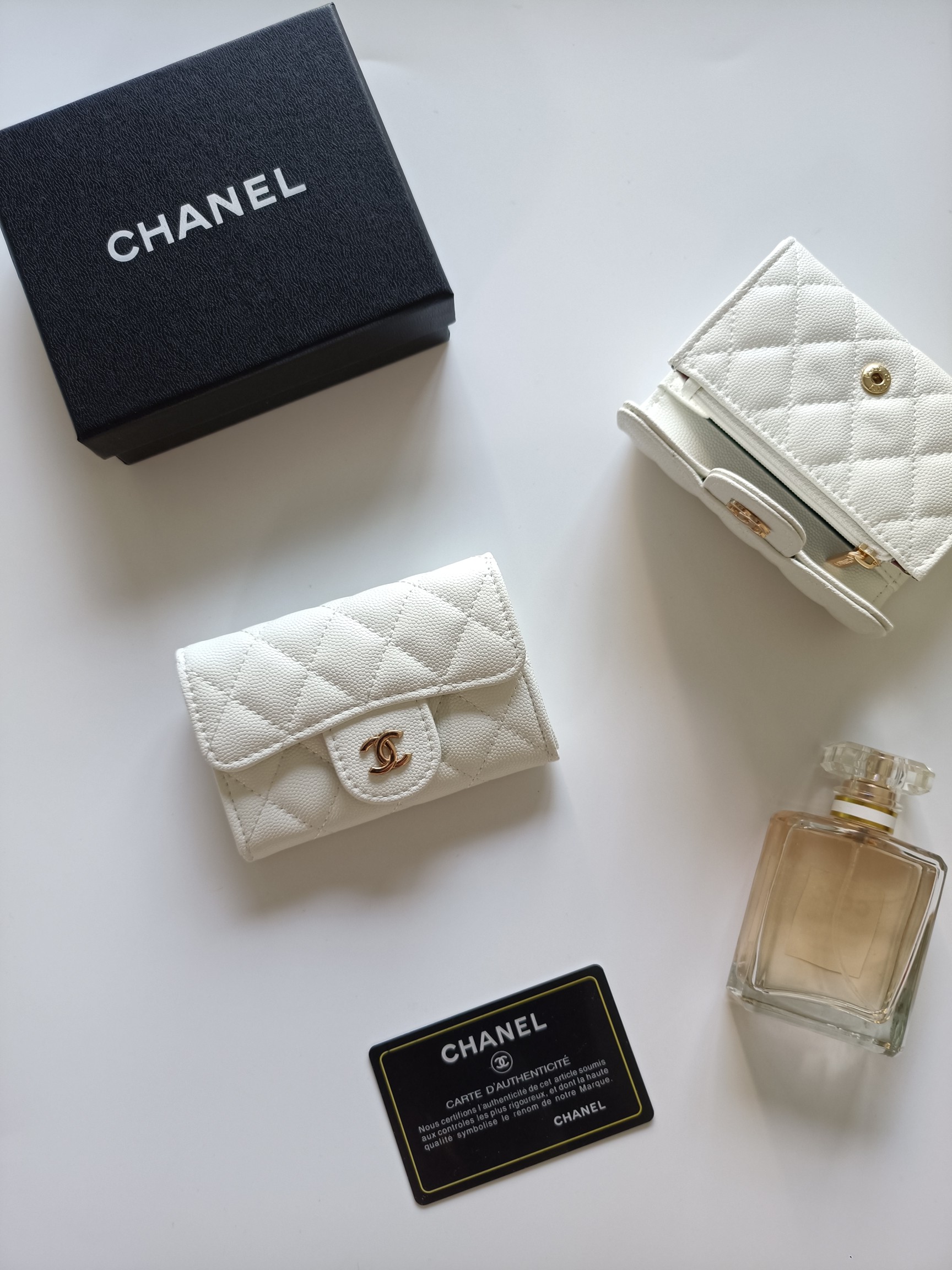 シャネル「Chanel」シャネル クラシック ジップ カードホルダー / コインケース