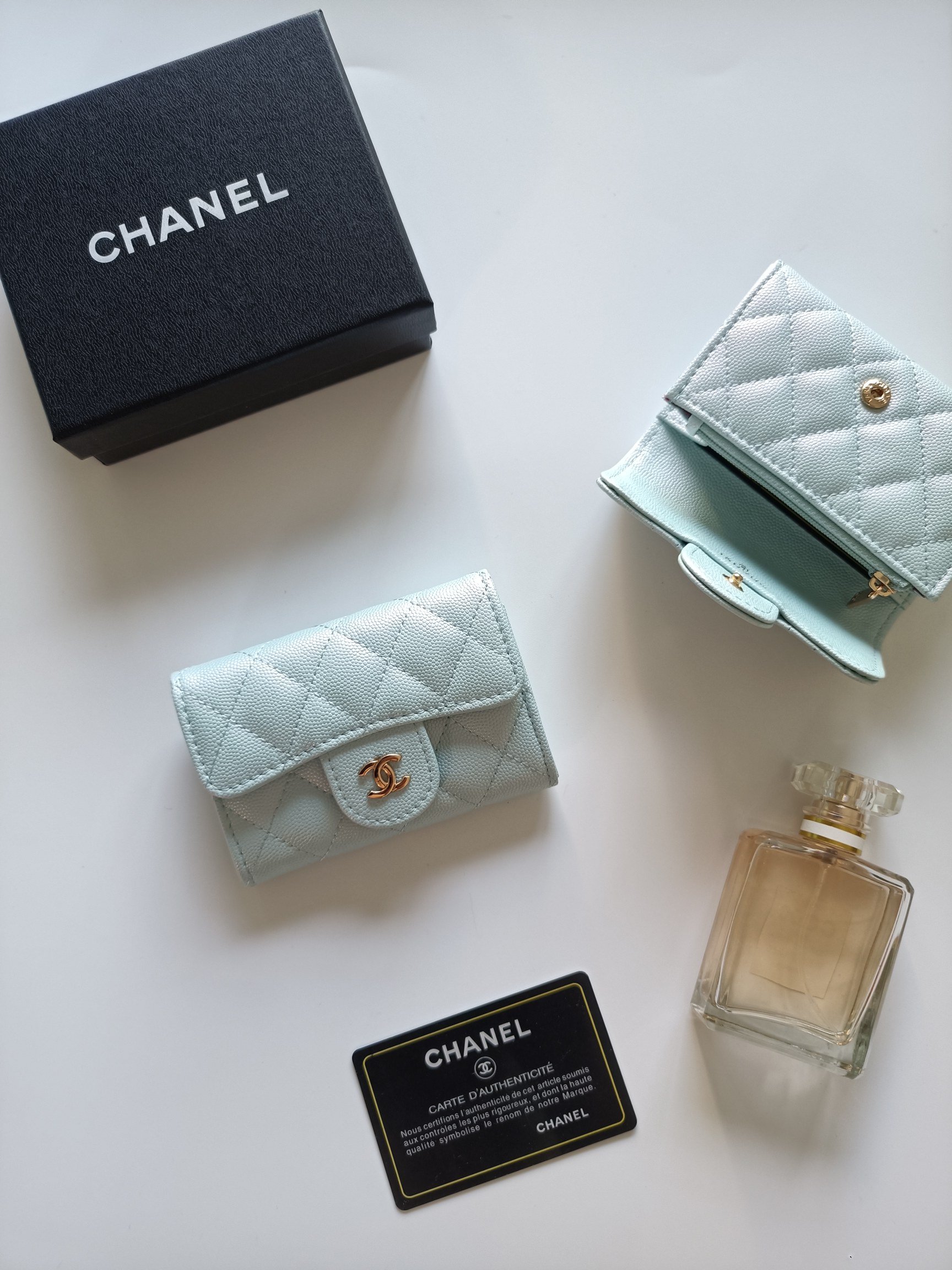 シャネル「Chanel」シャネル クラシック ジップ カードホルダー / コインケース