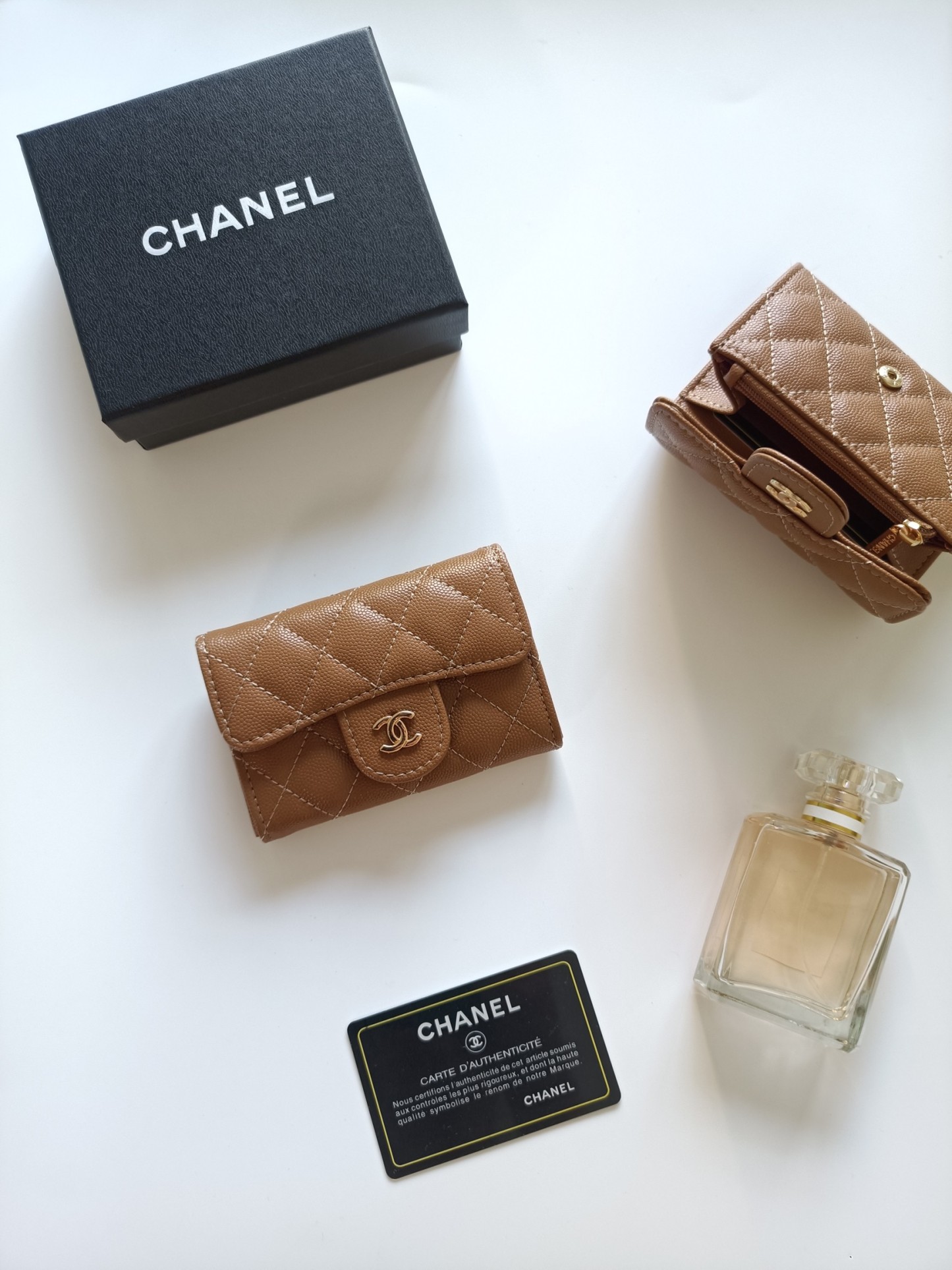 シャネル「Chanel」シャネル クラシック ジップ カードホルダー / コインケース