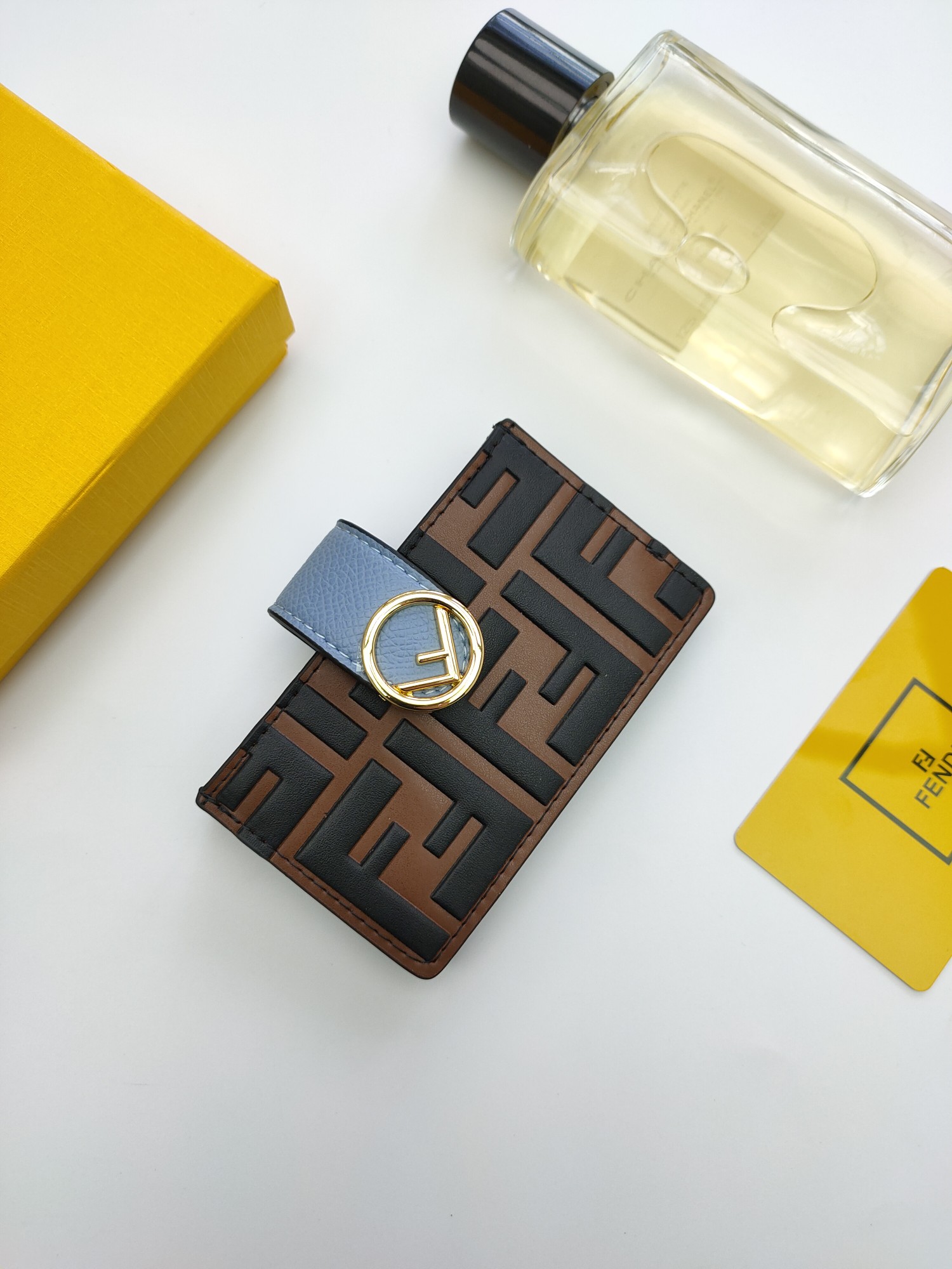 フェンディ「Fendi」フェンディ F is Fendi カードケース / カードホルダー