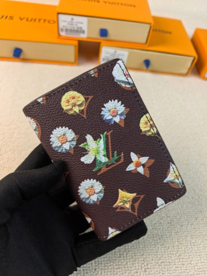 ルイ・ヴィトン「Louis Vuitton」ルイ・ヴィトン パスポートカバー Monogram フローラル / パスポートケース
